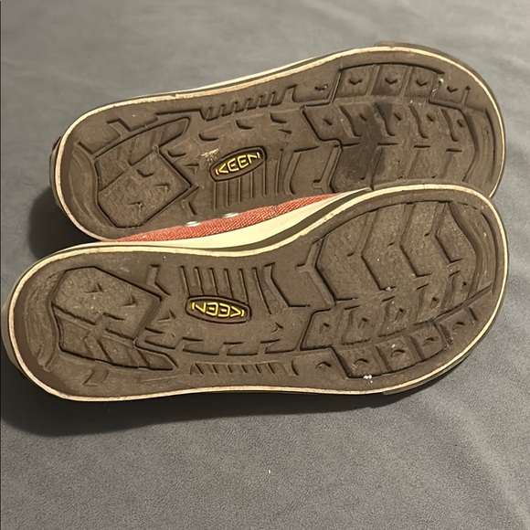 Keen Red Orange Canvas Women's Shoes Sz 6 36 - Picture 8 of 9